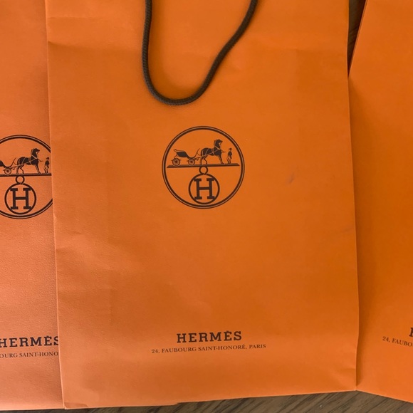 Signature Hermes paper shipping bag - Picture 5 of 5